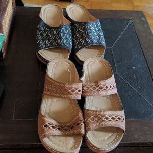 NWOT 2 pairs of slides 4 items for $20